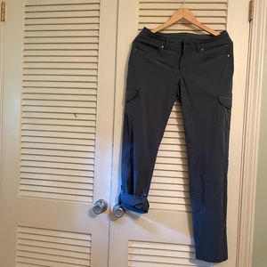 KUHL freeflex roll up pants - size 6; color - Rainstorm